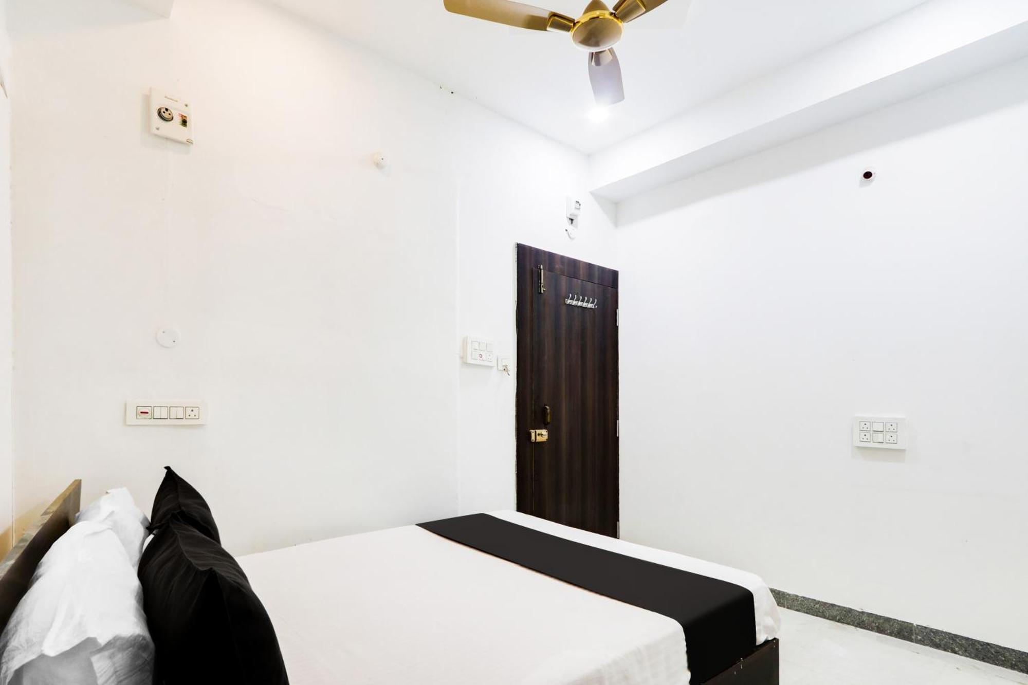 Hotel O City Inn Luxury Rooms 瓦朗加尔 外观 照片