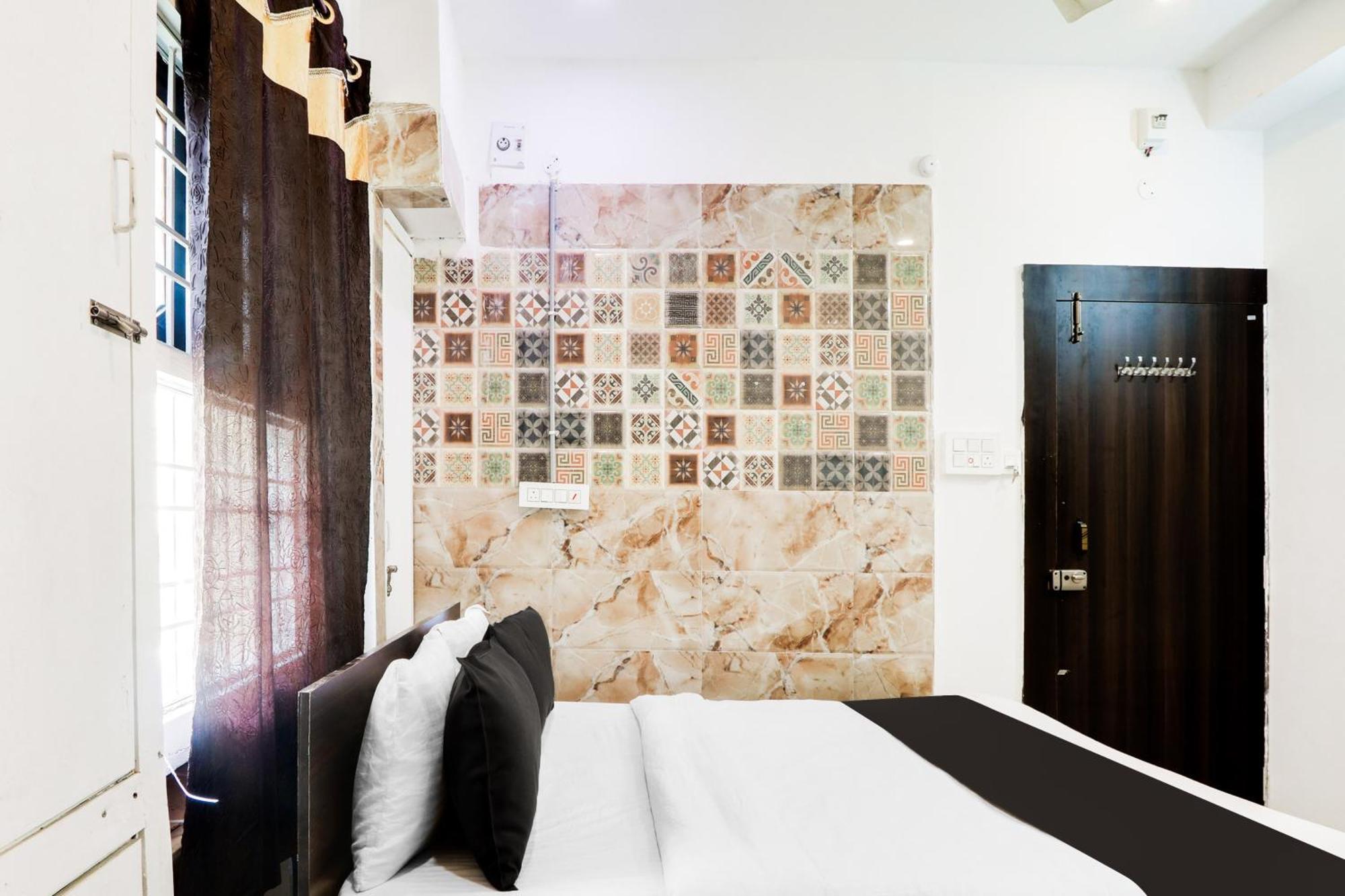 Hotel O City Inn Luxury Rooms 瓦朗加尔 外观 照片