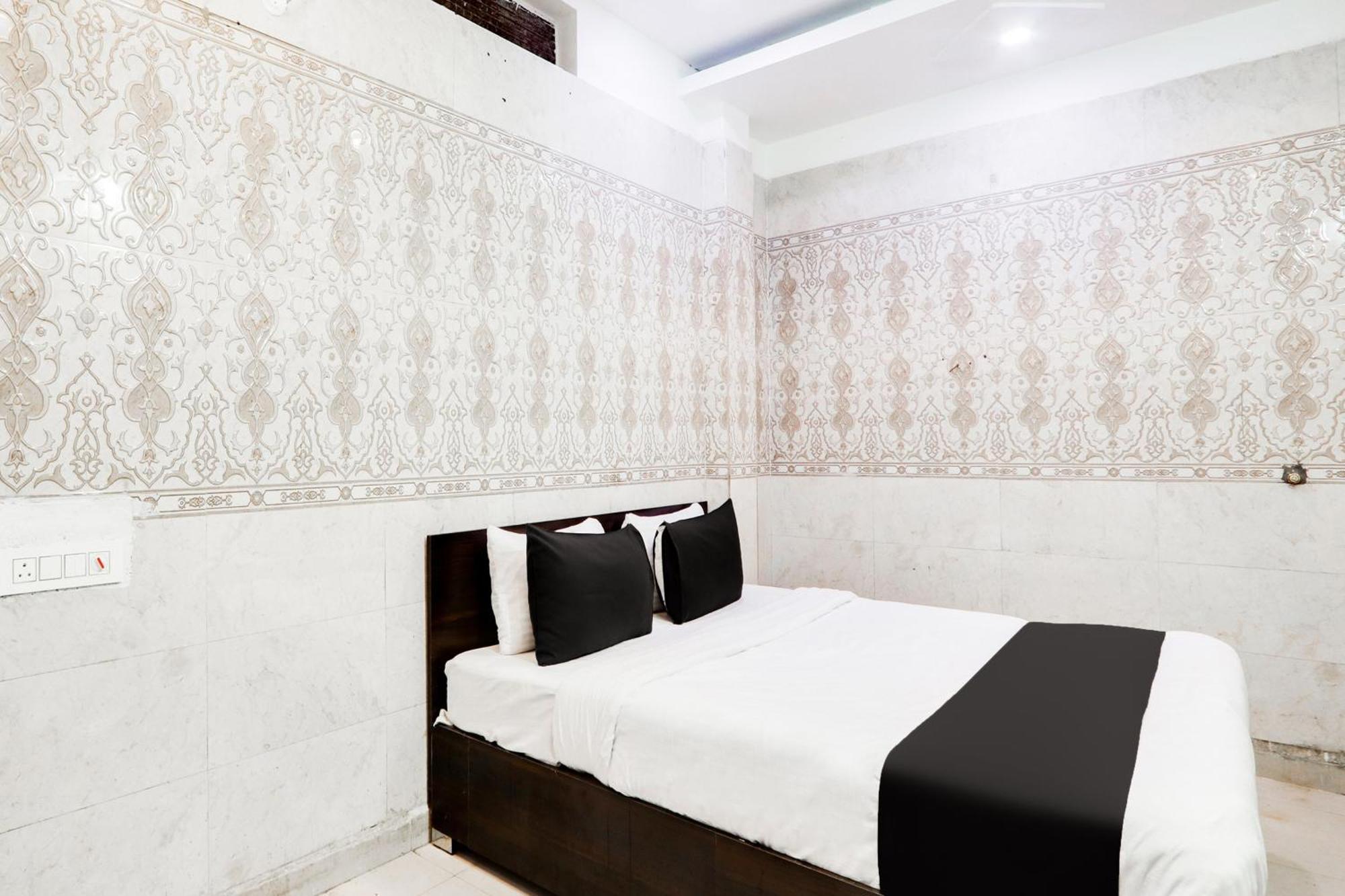Hotel O City Inn Luxury Rooms 瓦朗加尔 外观 照片